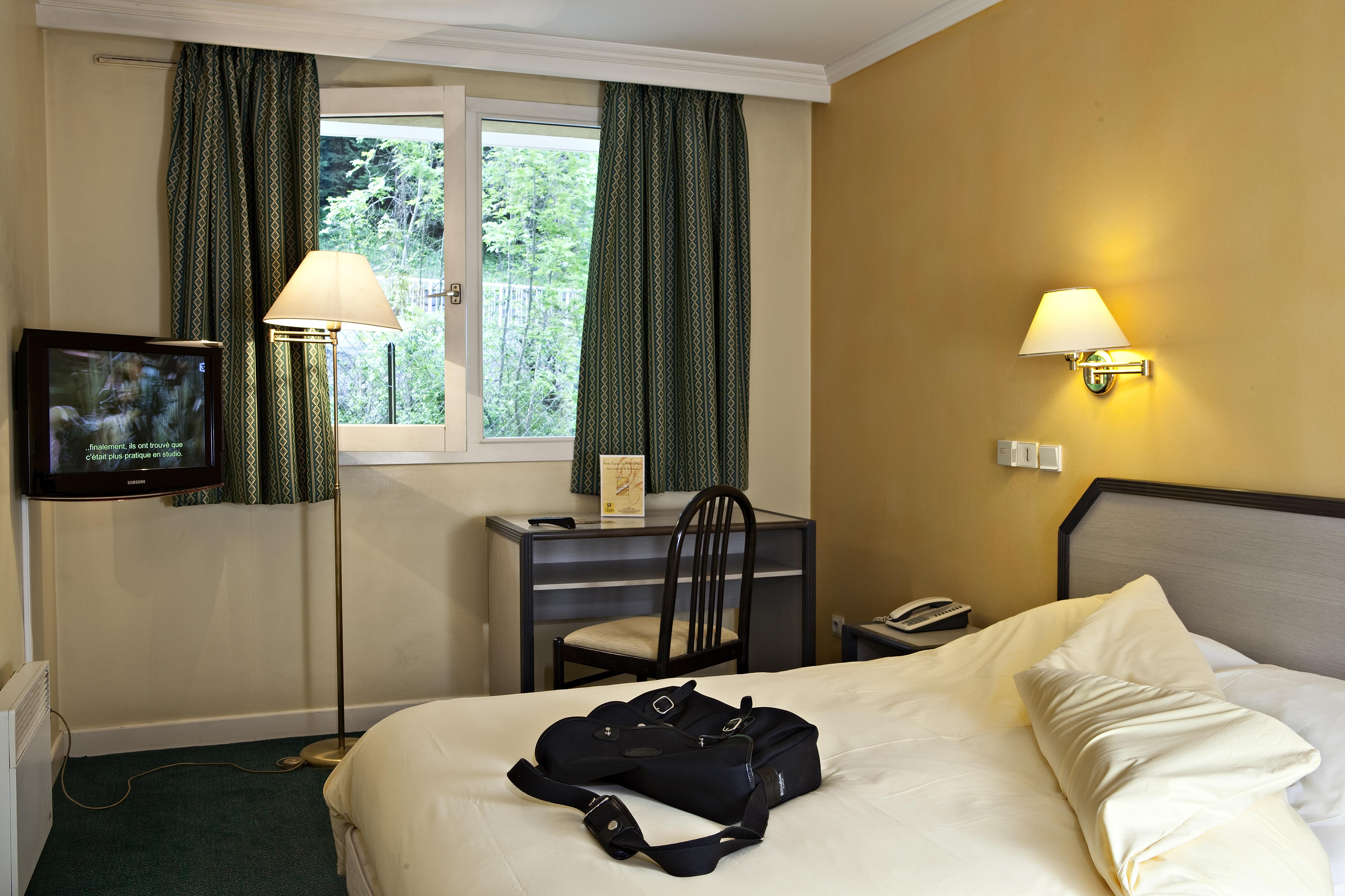 Hotel Athena Brides-les-Bains Exterior photo